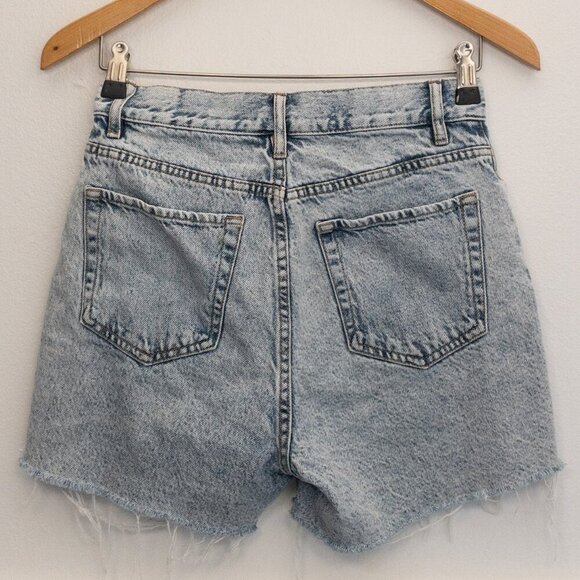 PacSun 90’s Girlfriend High Rise Denim Shorts Size 26 Raw Hem Vintage Wash - Picture 2 of 4
